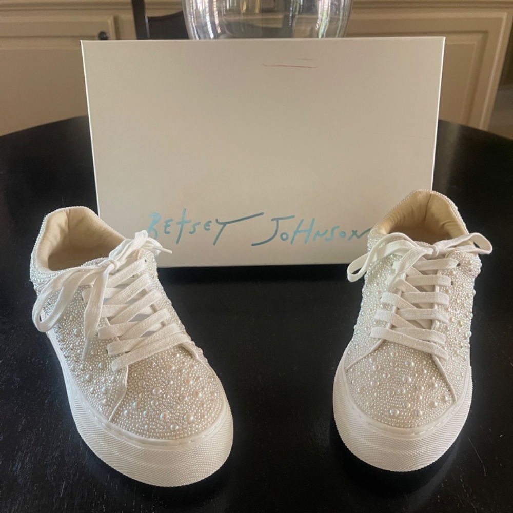 Betsy Johnson Sidny Pearl Platform Sneakers - Picture 6 of 8